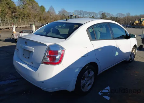 2008 Nissan Sentra 2.0S z USA, uszkodzony, nr VIN 3N1AB61E08L733906